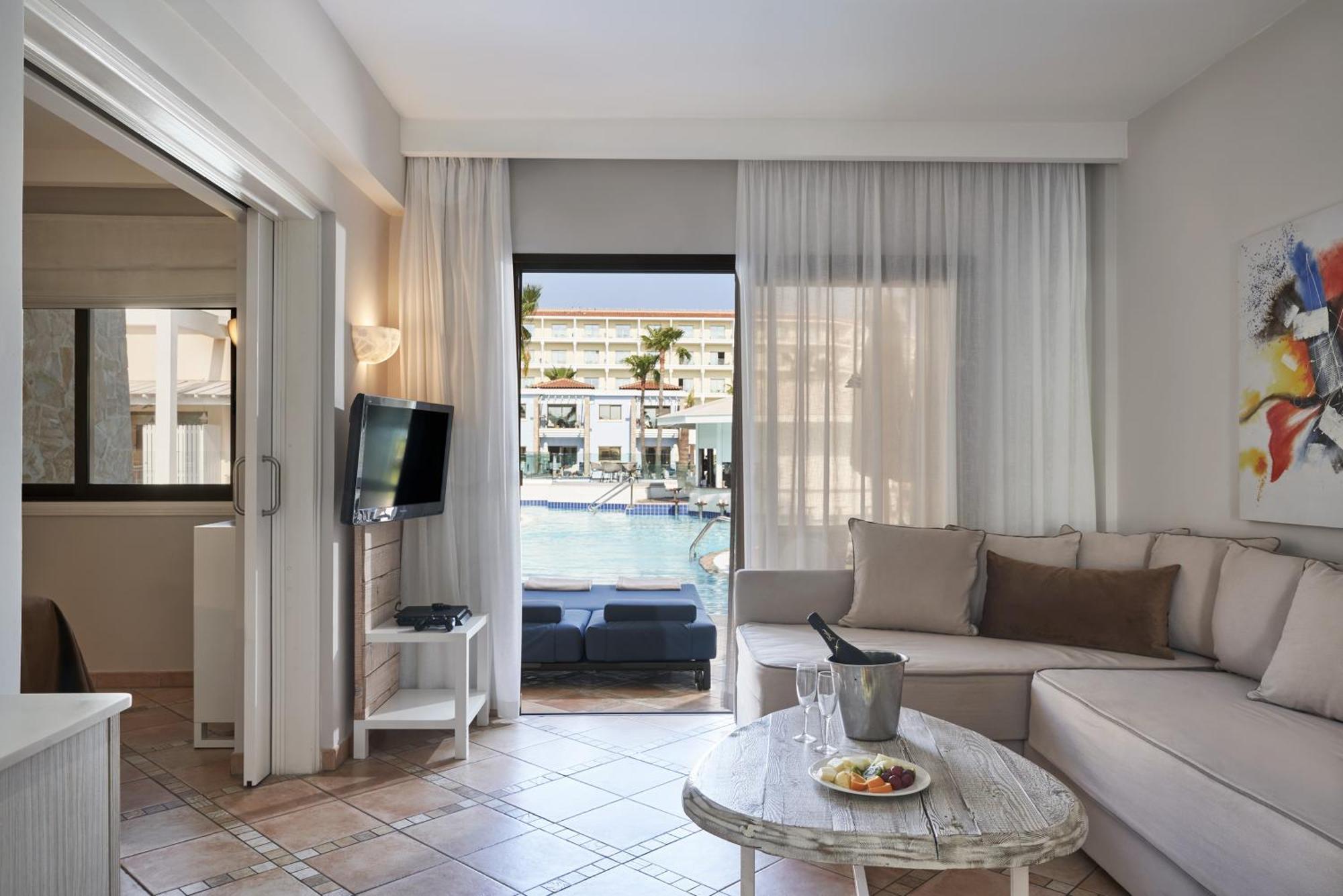 Atlantica Aeneas Resort アヤナパ エクステリア 写真