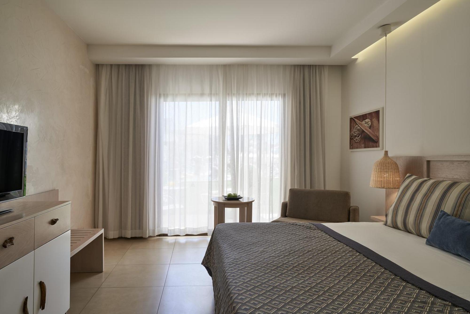 Atlantica Aeneas Resort アヤナパ エクステリア 写真