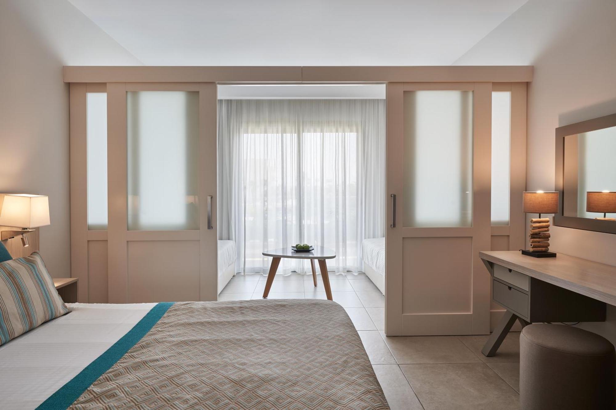Atlantica Aeneas Resort アヤナパ エクステリア 写真